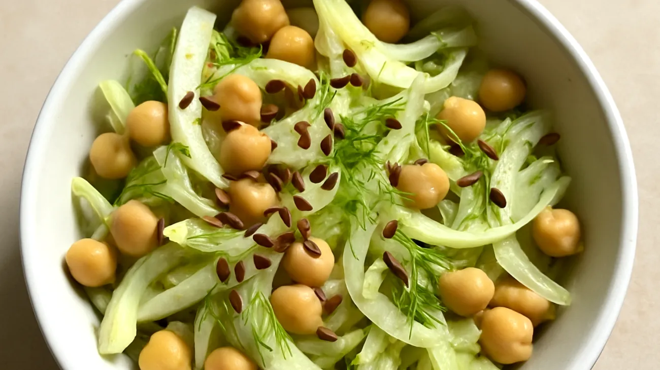 Kichererbsen-Fenchel-Salat mit Leinsamen"